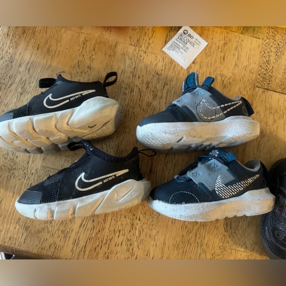 Toddler shoes bundle - Picture 3 of 4
